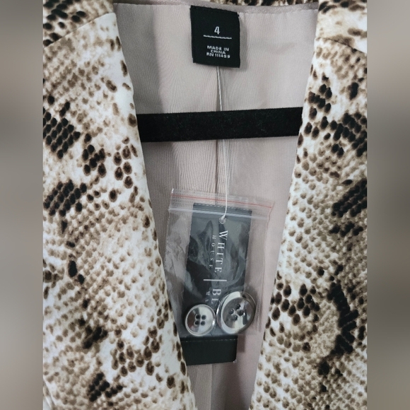 $148 WHBM Sbake Print Jacket Women Sz 4 One Button Padded Long Sleeve New - Picture 5 of 14